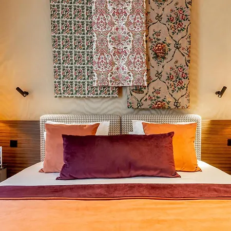 Hotel Maison Boissiere Barnes Trocadero 5*