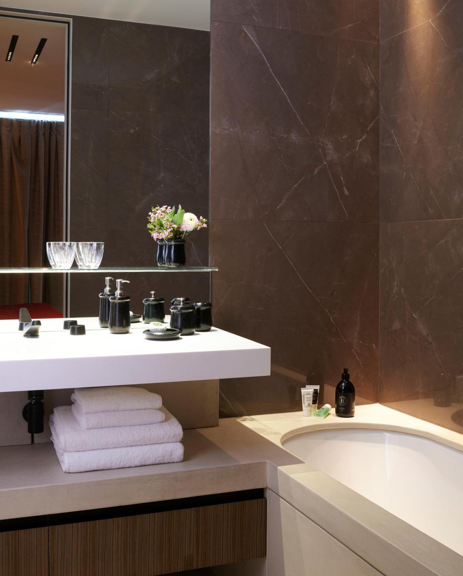 Maison Boissiere Barnes Residences Hotel 5*